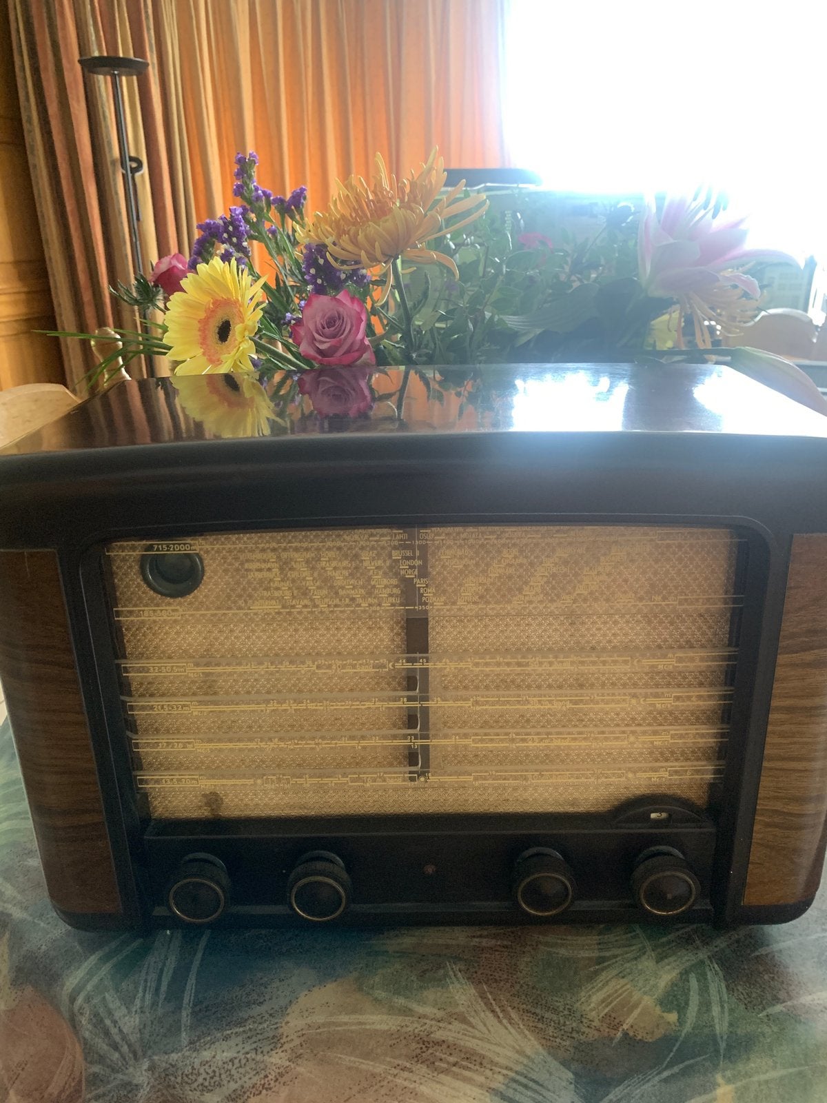 Bakelieten radio, Ophalen