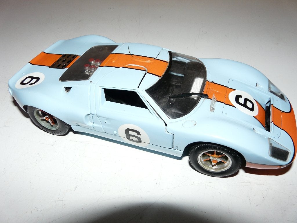 FORD GT 40 LE MANS 1969 1/18 NOREV, Envoi, Comme neuf, Voiture, Norev