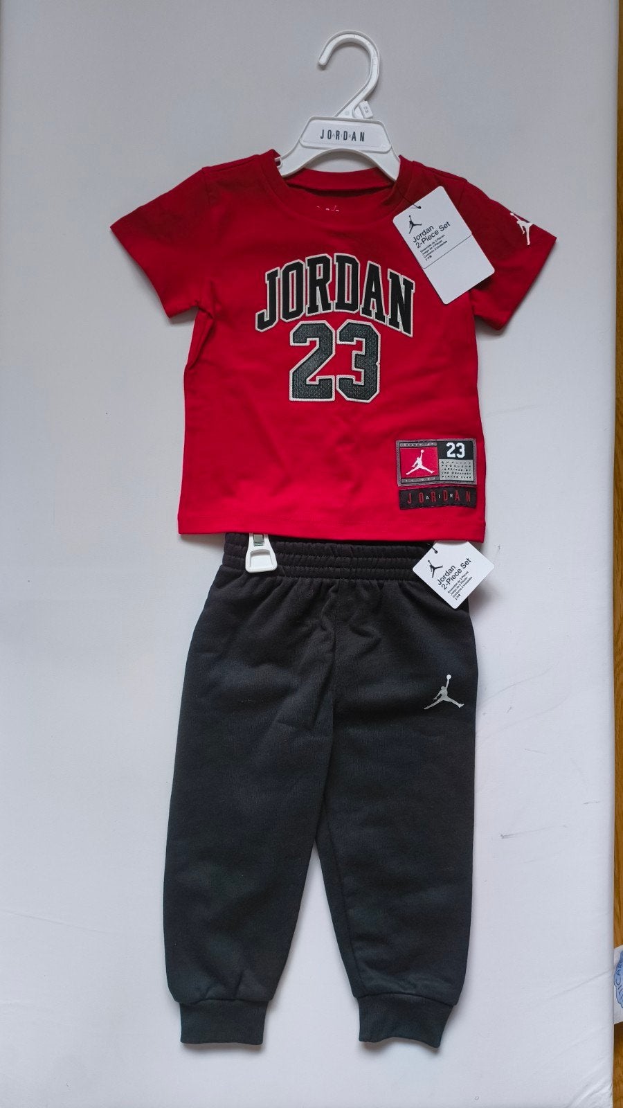 ensemble Jordan 18 mois, Sports & Fitness, Enlèvement ou Envoi, Neuf, Survêtement
