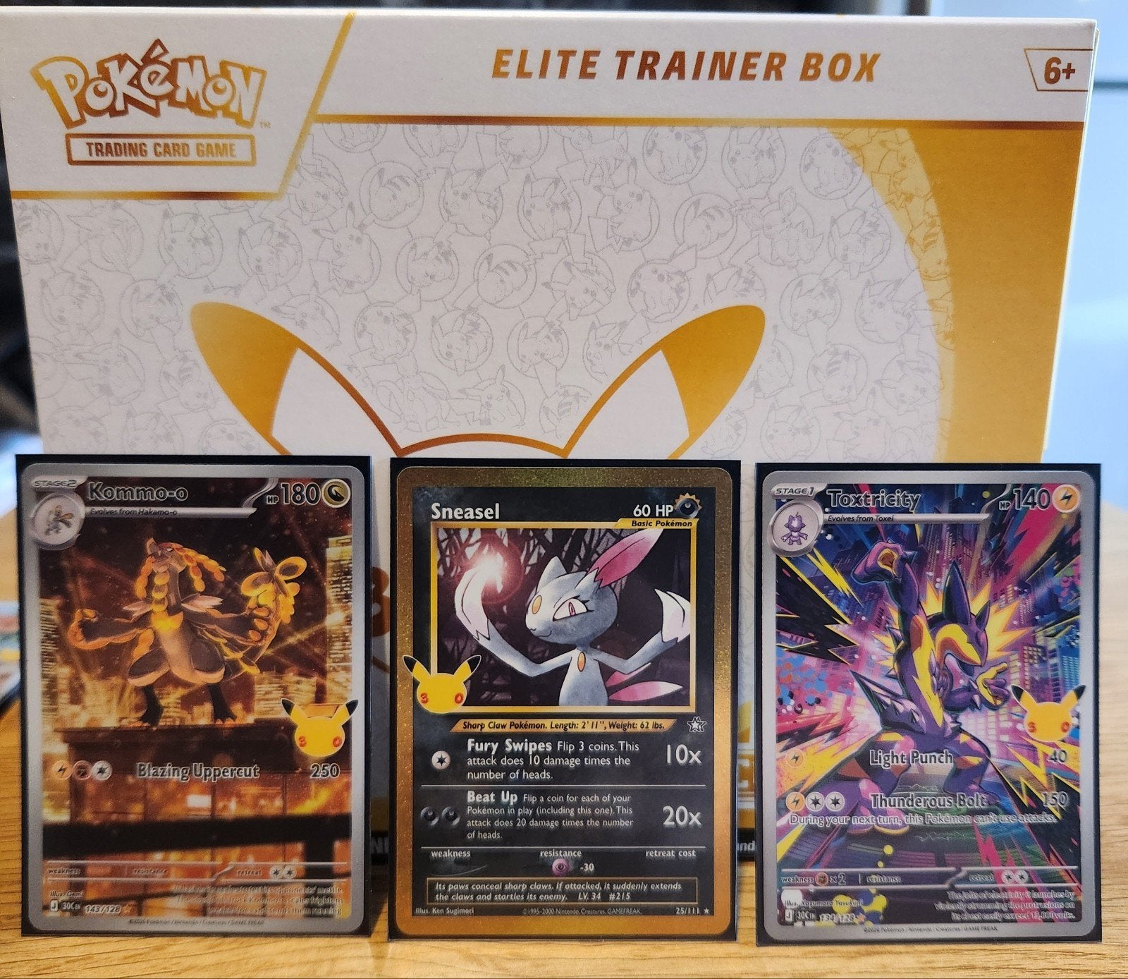 30th celebration Pokémon kaarten, Hobby en Vrije tijd, Ophalen of Verzenden