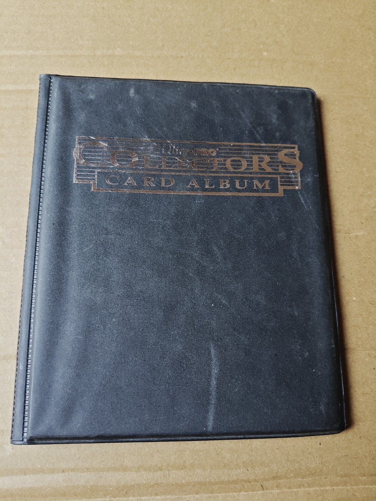 Album Ultra Pro Collector Card Album, Enlèvement ou Envoi, Utilisé, Autres types