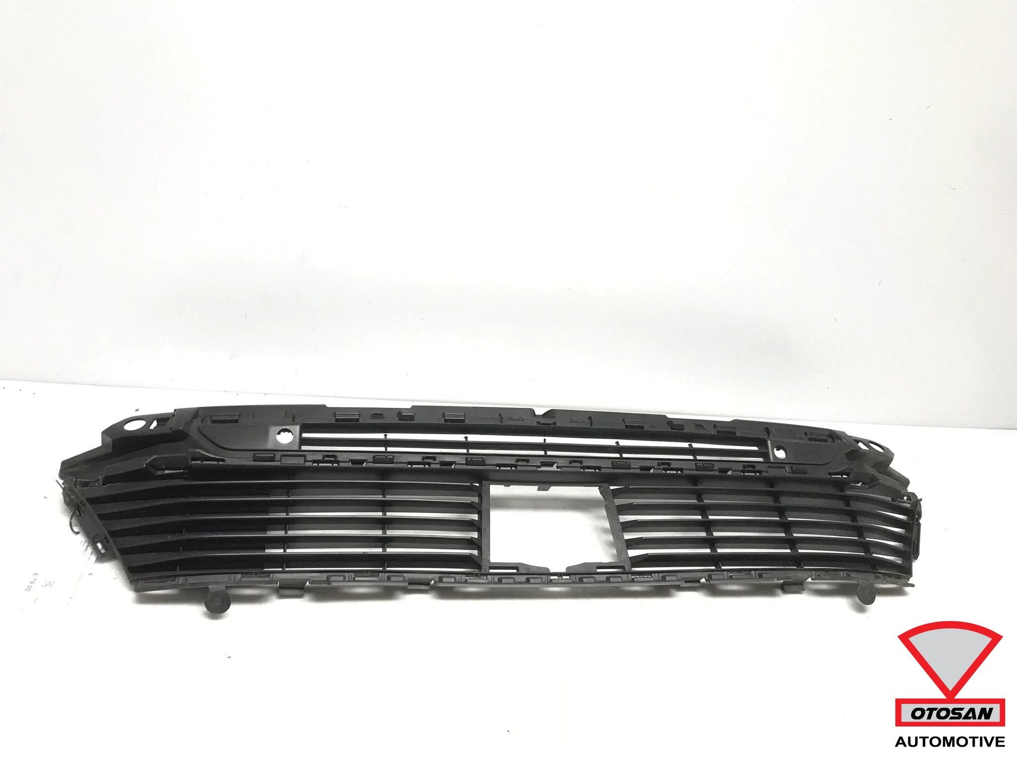 Peugeot 3008 5008 2016+ Grille de pare-chocs avant milieu 98, Autos : Pièces & Accessoires, Taurusavenue 1
2132 LS  Hoofddorp, NL