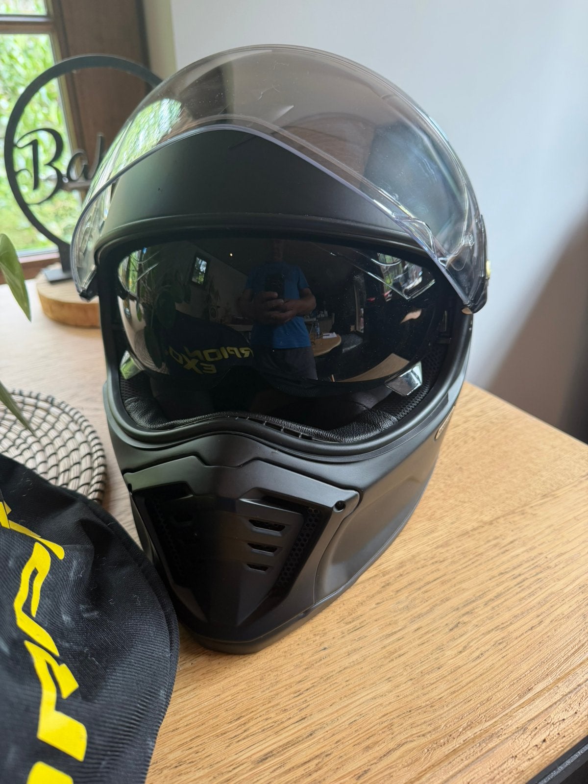 Scorpion helm L, Ophalen