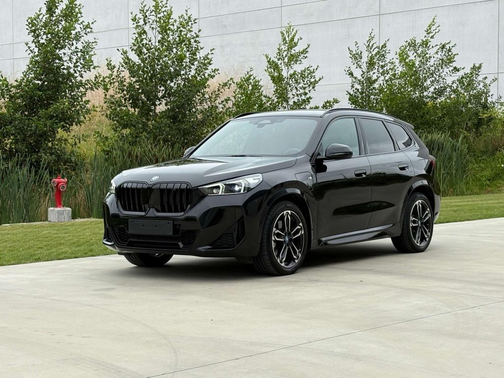 BMW X1 xDrive30e M pakket Efficiëntie in M sportjasje, Auto's, BMW, Bedrijf, Te koop, X1, 4x4, ABS, Airconditioning, Android Auto