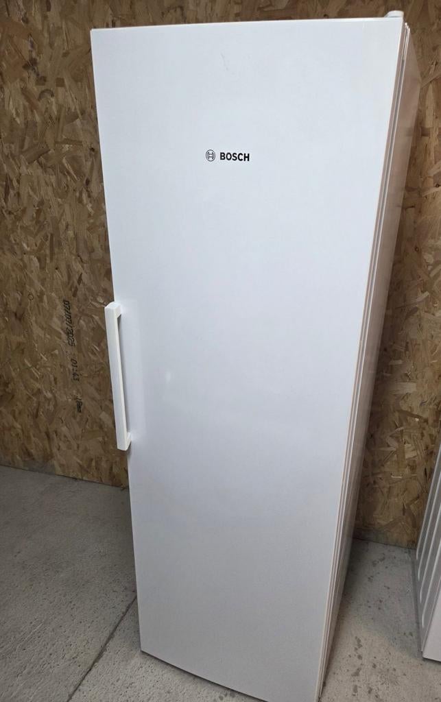 Diepvries Bosch in bijna Nieuwstaat, 160 cm of meer, Zo goed als nieuw, Energieklasse A of zuiniger, Ophalen