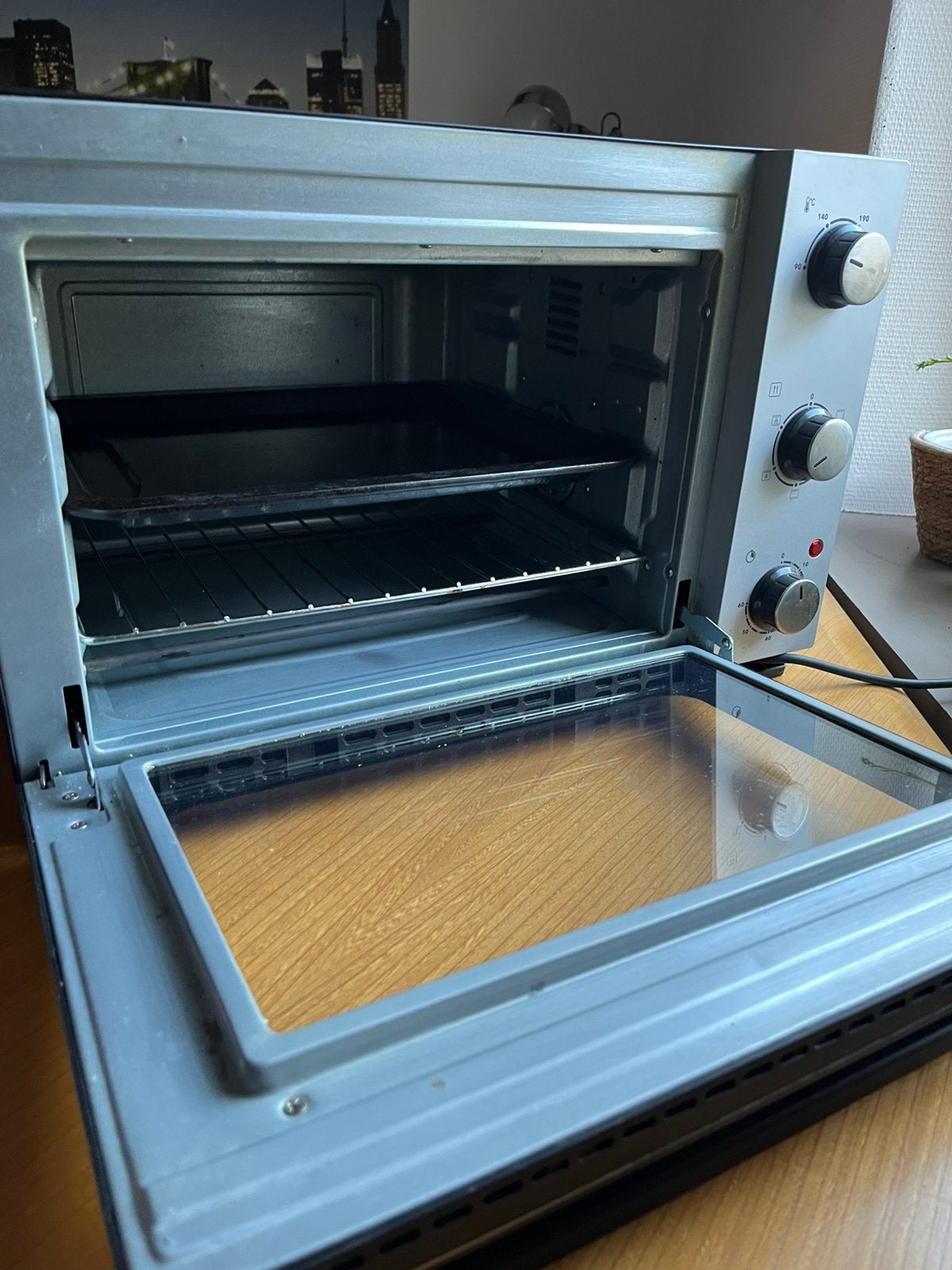 Four Grill Posable Valberg Mo 35L 225C - 35L Cn, Enlèvement, Utilisé, Air chaud, 55 à 60 cm