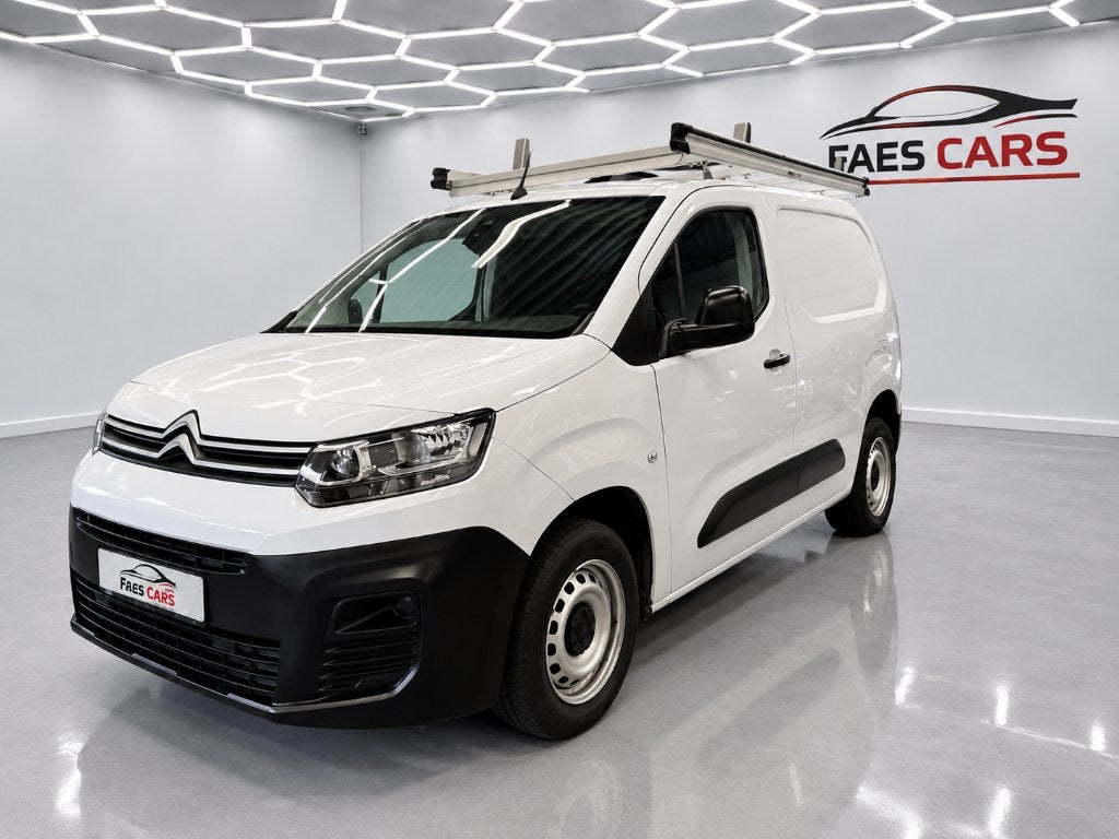 Citroen berlingo benzine 110 pk versie, Auto's, Dealer onderhouden, Stof, Euro 6, 1199 cc