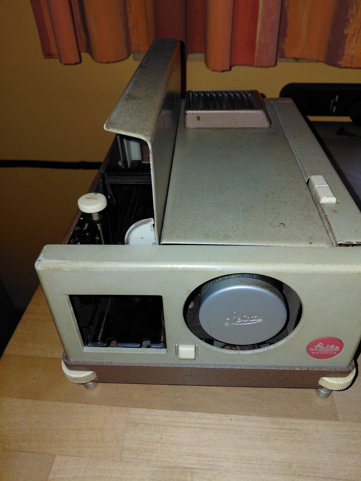 vintage diaprojector Leitz Wetzlar, Ophalen, Gebruikt