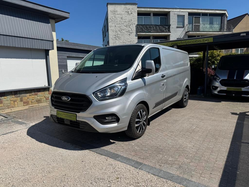 FORD TRANSIT CUSTOM * AUT * 3ZIT * L2 * AIRCO * PDC * CAMERA, Auto's, Stof, 4 cilinders, 2020 kg, USB