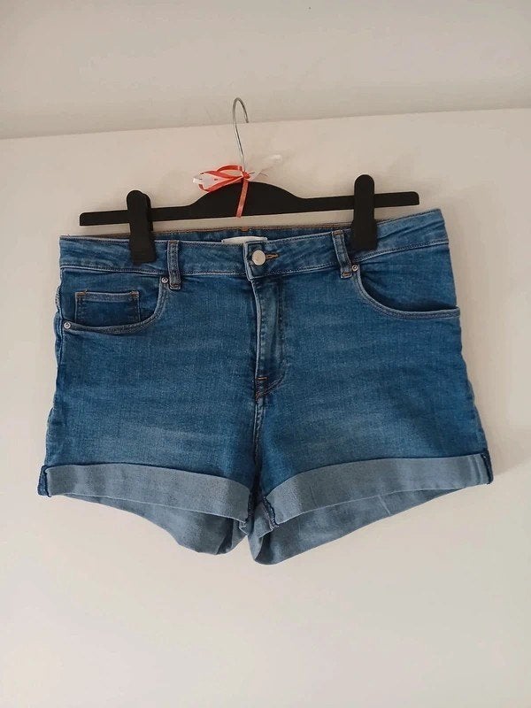 Maat 42 Blauw jeans shortje H&M, Ophalen, H&M, Blauw, Zo goed als nieuw