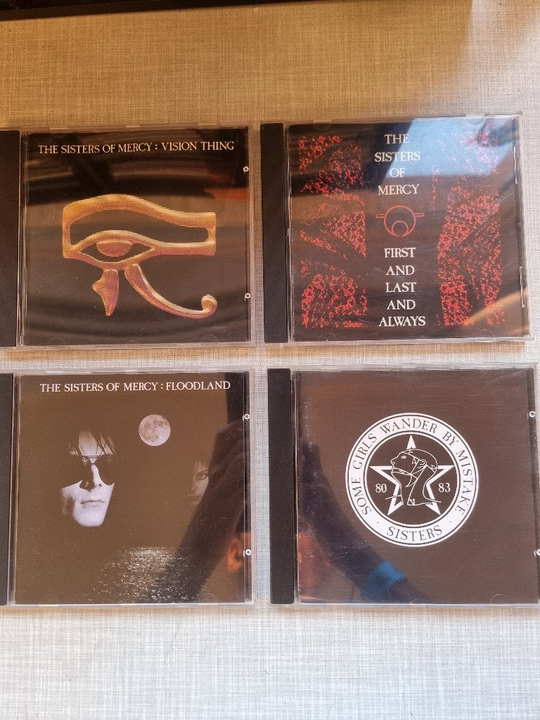 The Sisters of Mercy CD's te koop – Prima staat, Inclusief boekje, Rock, Ophalen of Verzenden, Zo goed als nieuw
