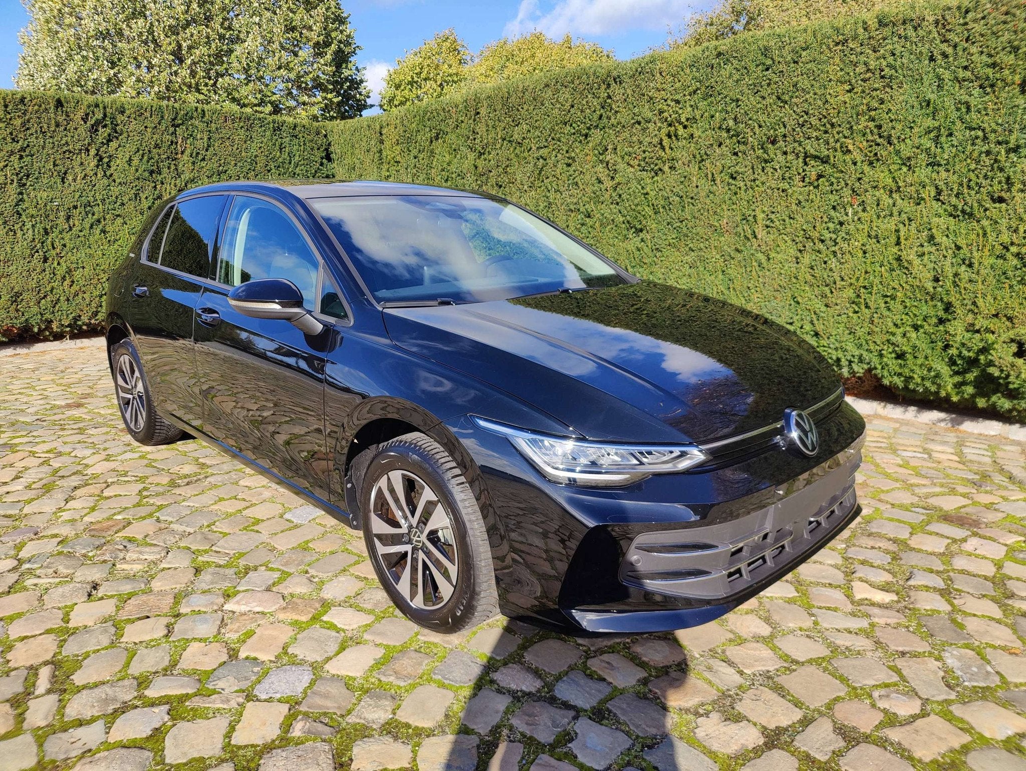 Volkswagen Golf 1.5 eTSI Energy (bj 2026, automaat), Auto's, Stof, Zwart, 116 pk, Zwart