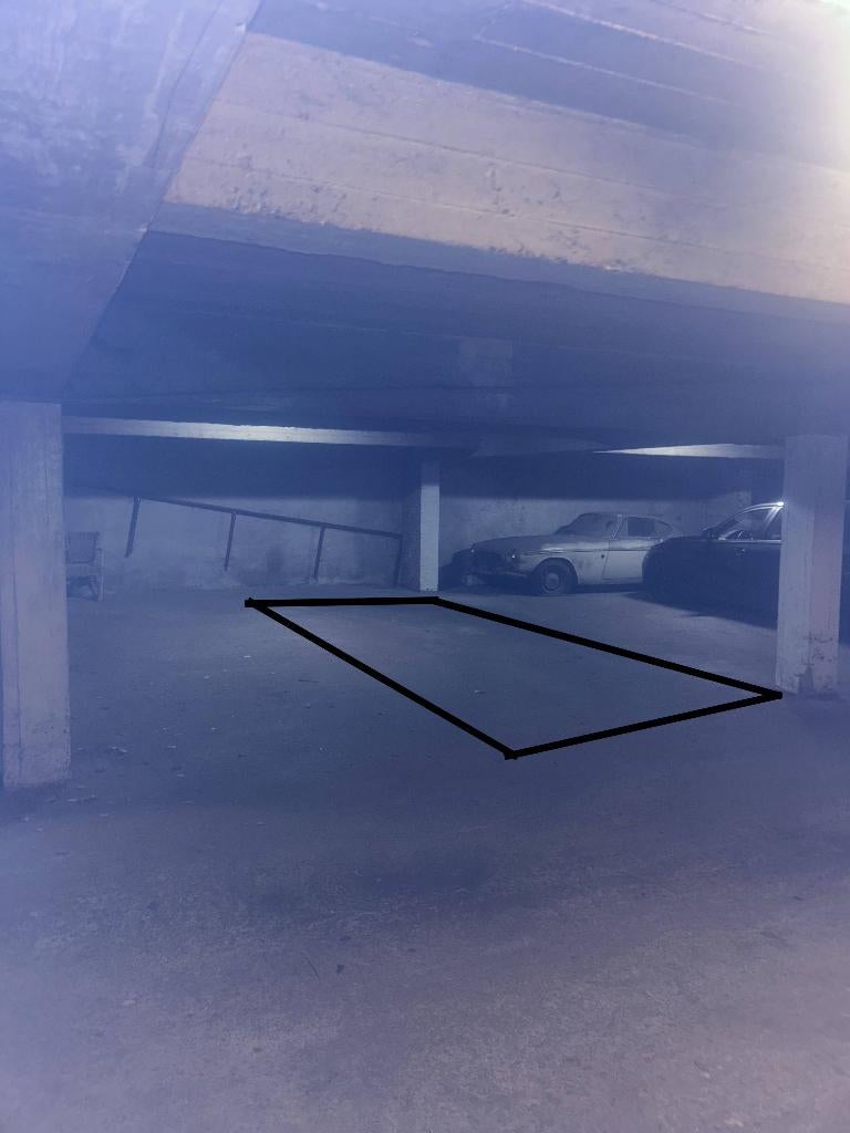 Ondergrondse parkeerplaats, Immo, Genk