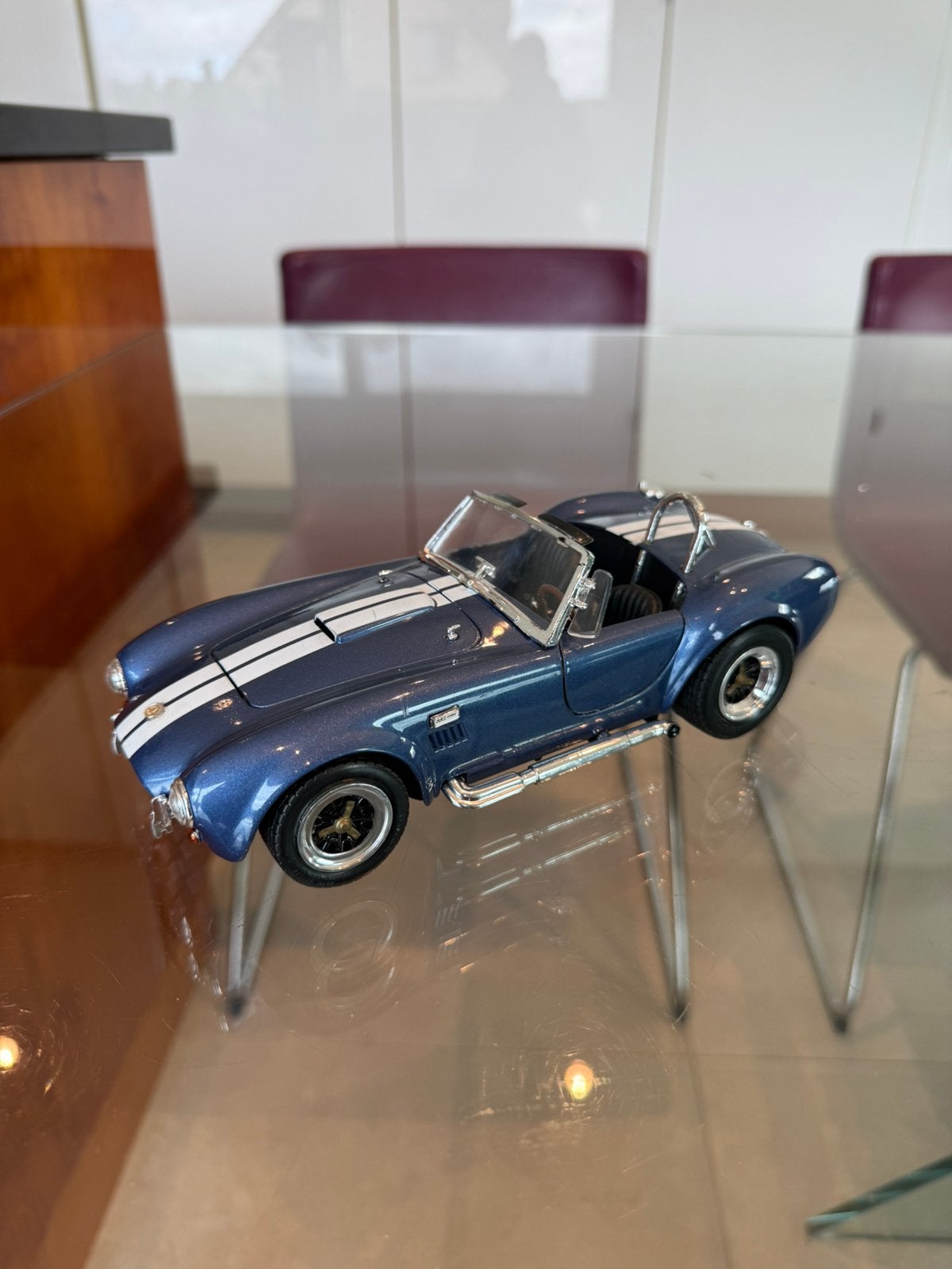 Superbe Shelby Cobra 427 S/C 1:18, Hobby & Loisirs créatifs, Enlèvement ou Envoi, Comme neuf, Voiture, Autres marques