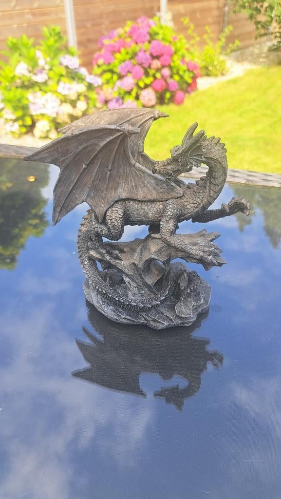 Drakenbeeld, Ophalen