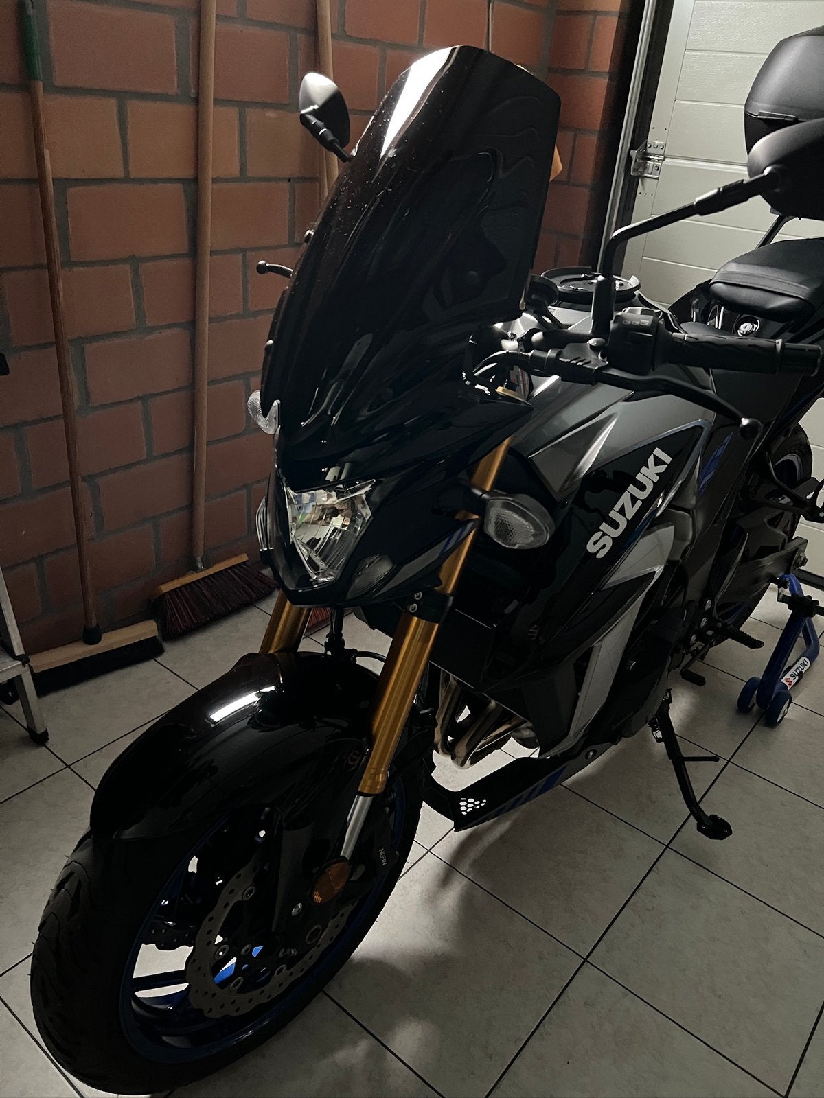 Verhoogd PUIG windscherm Suzuki GSX, Ophalen, Nieuw