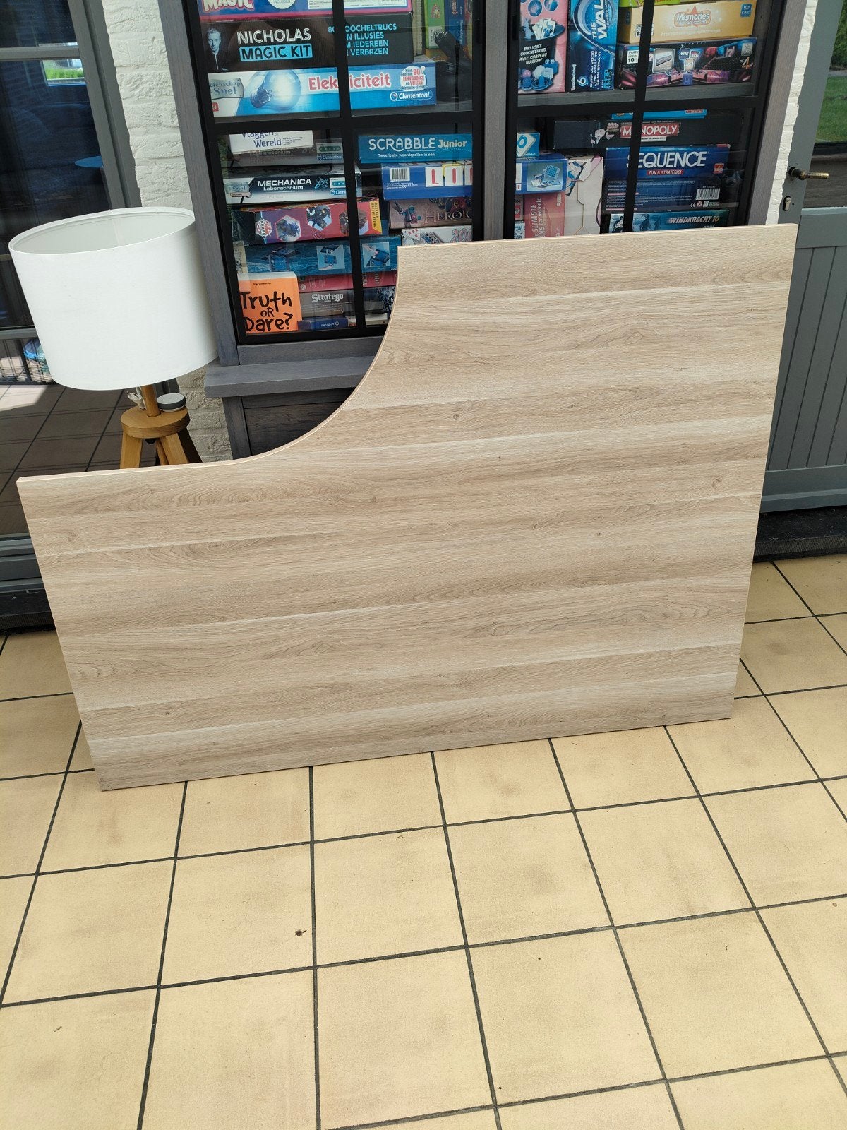 Gratis houten bureaublad., Ophalen