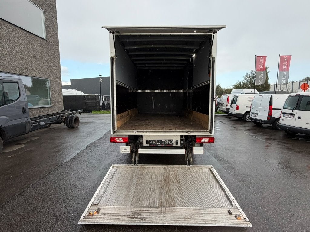 Ford Transit (Stock ID 35356) — 14