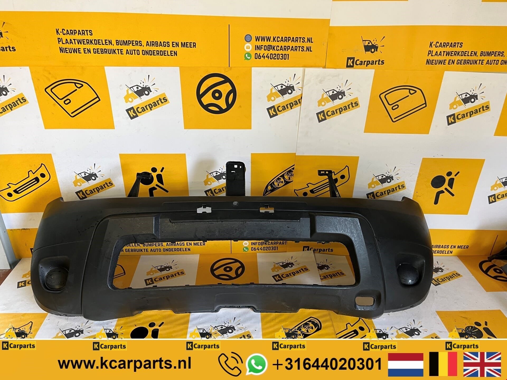 Voorbumper Dacia Duster 2010-2017 Bumper 620220025R, Info@fabrikant.eu, Bumper, Fabrikant BV, Gebruikt