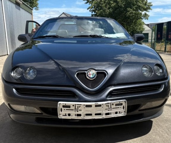 Alfa Romeo Spider V6 (noir), Autos, Alfa Romeo, Particulier, Spider, Essence, Euro 1, Cabriolet, 2 portes, Boîte manuelle, Noir