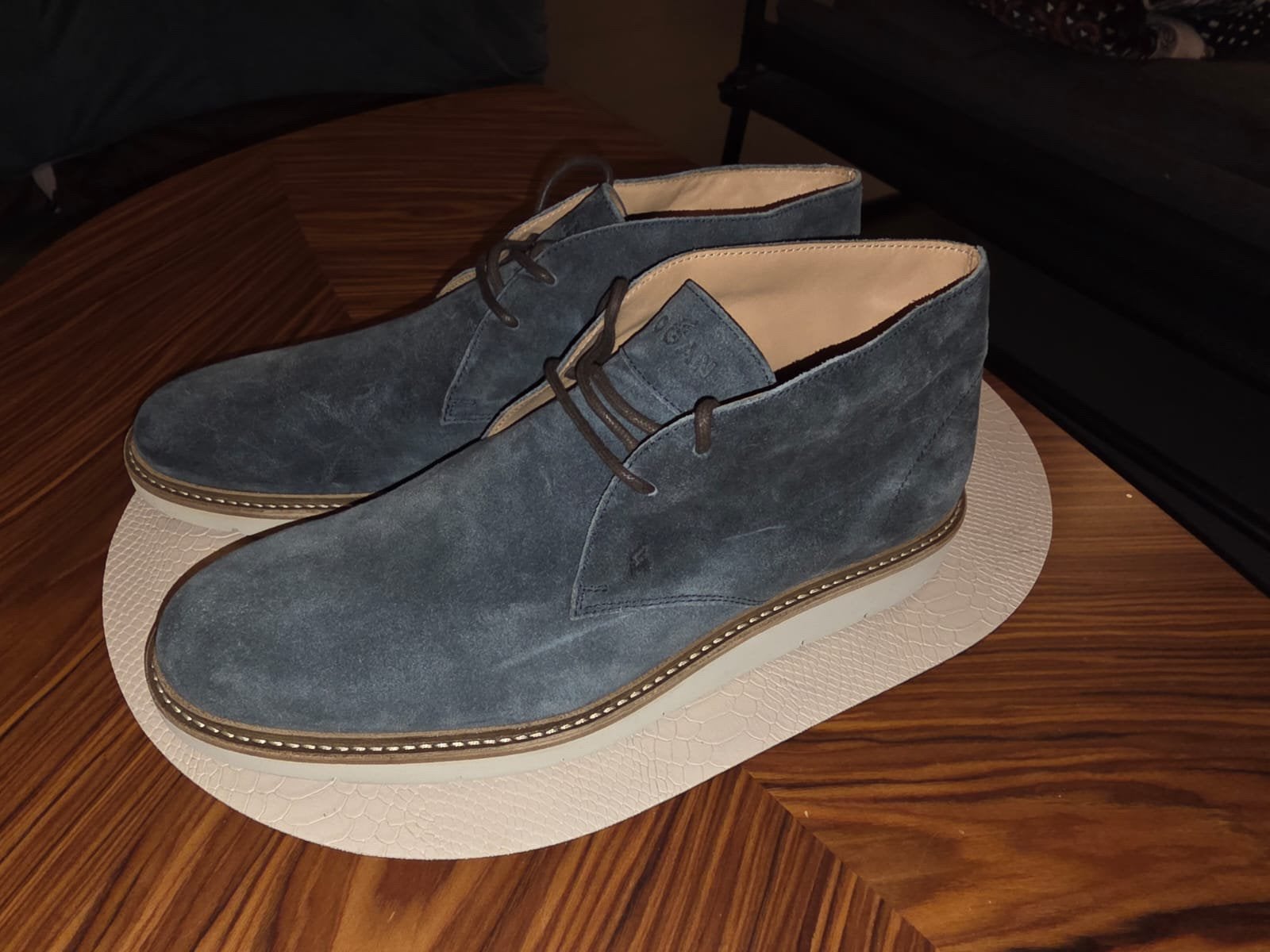Hugan Suede Ankle Boots, Enlèvement ou Envoi, Neuf, Bottes
