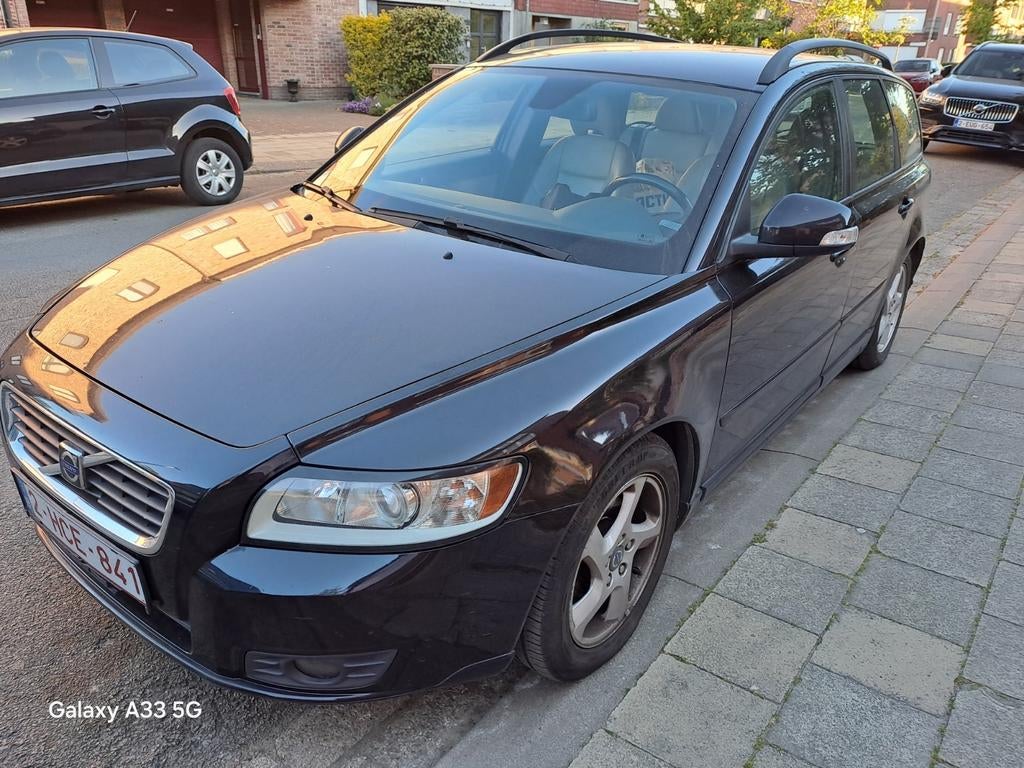 VOLVO V50, 1.6 DIESEL, BWJ 2010, EURO 5, LEDER, AIRCO, Auto's, Euro 5, Zwart, Zwart, Leder