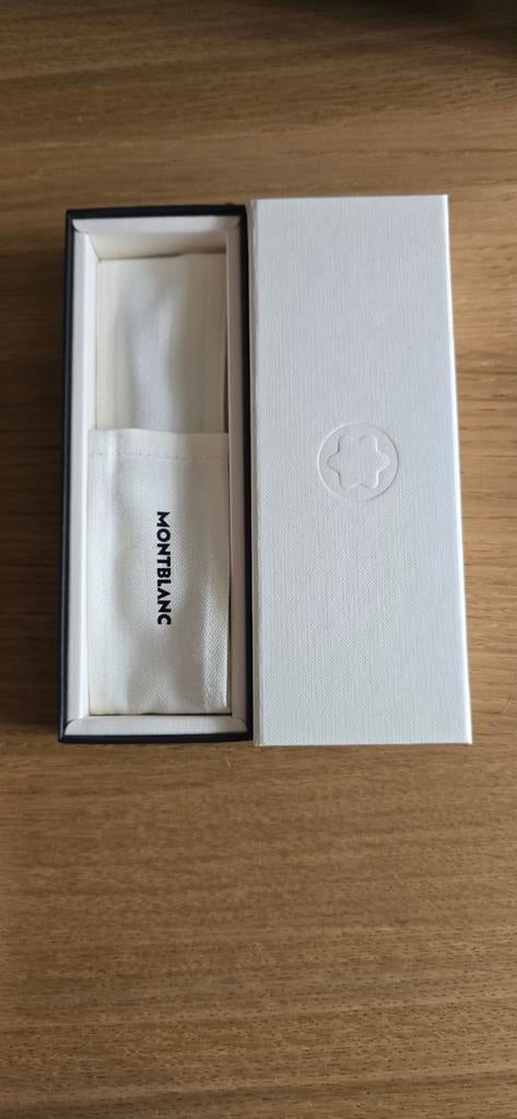 Stylo MontBlanc, Enlèvement ou Envoi