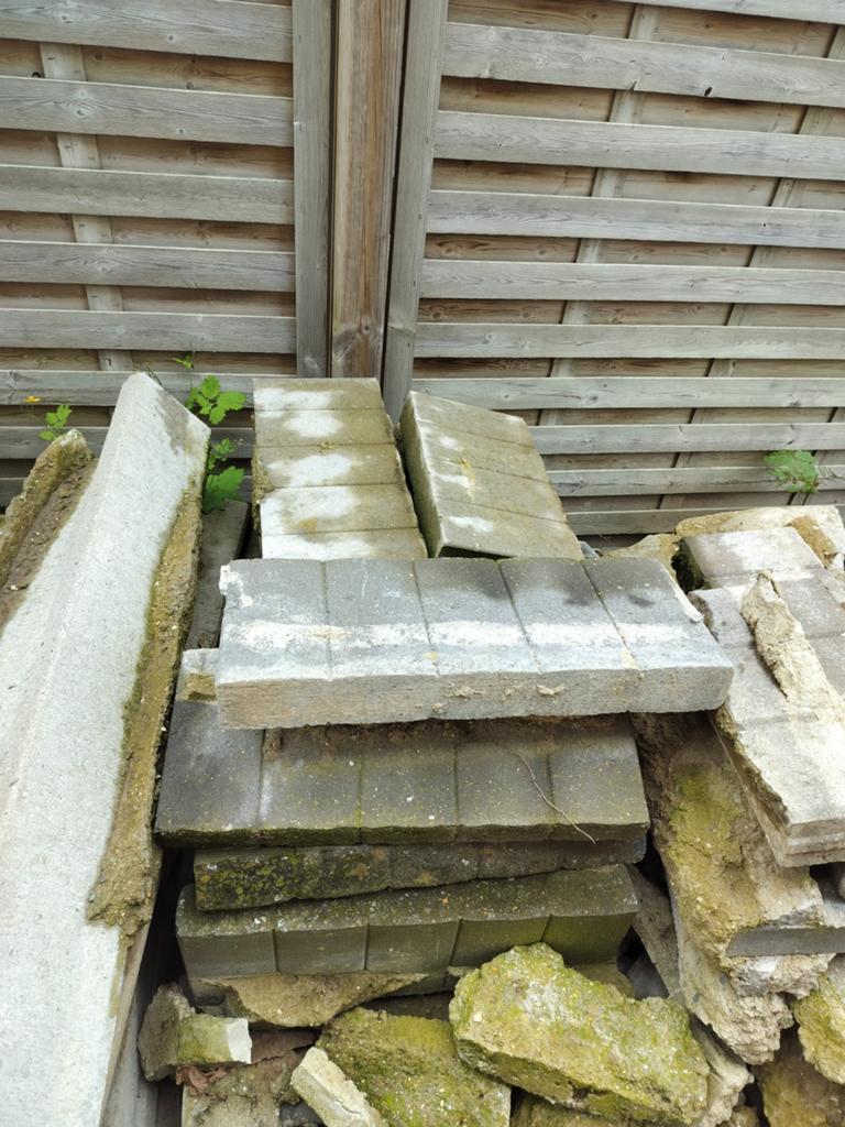 Gratis op te halen boordstenen/klinkers, Ophalen