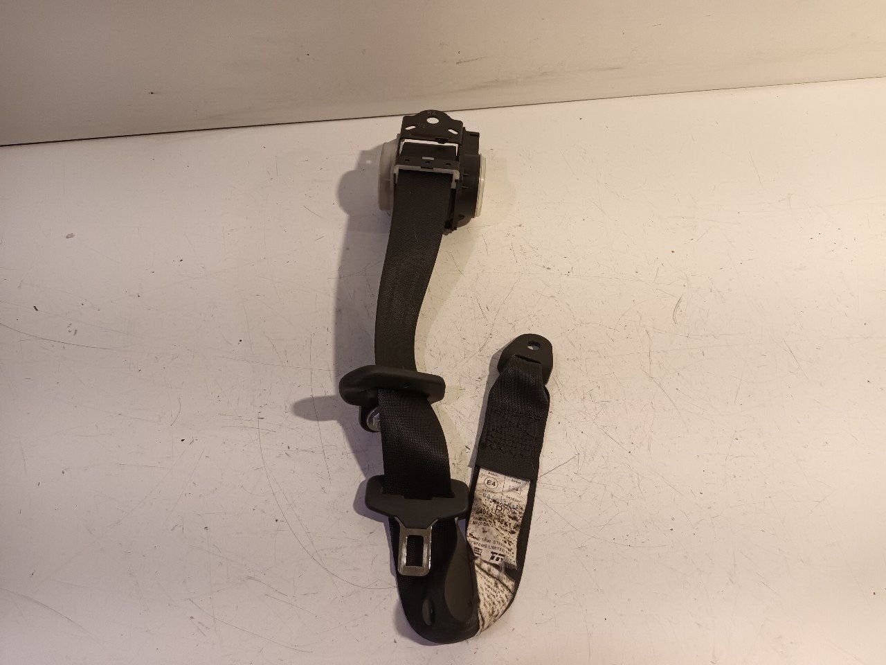Veiligheidsgordel rechts achter Suzuki Alto, Onderdelen@venauto.nl, Van der Ven Autorecycling B.V., Ettenseweg 76, 4706 PB Roosendaal, The Netherlands
