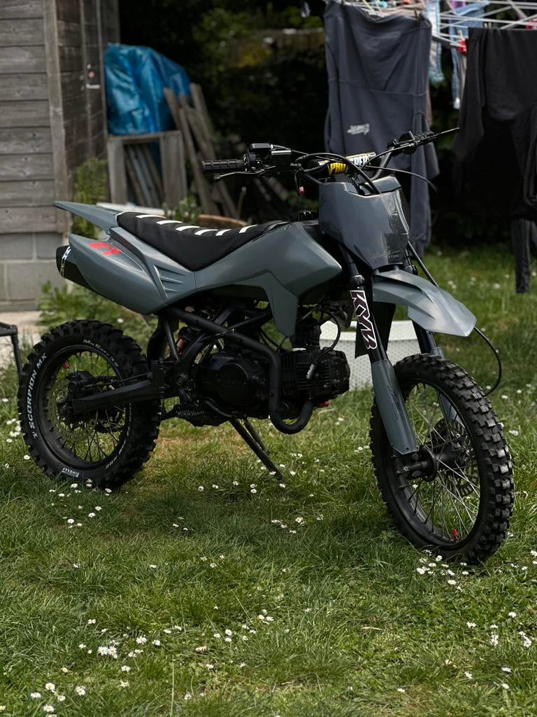 125cc 4t crossmotor, Ophalen, Zo goed als nieuw