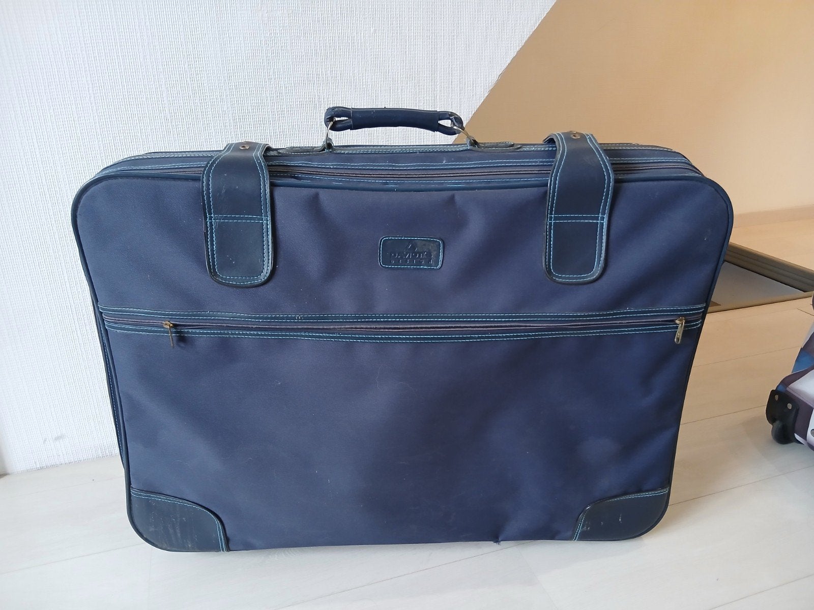 Grande valise DAVIDT'S, 70 cm ou plus, Enlèvement, Utilisé, 55 cm ou plus