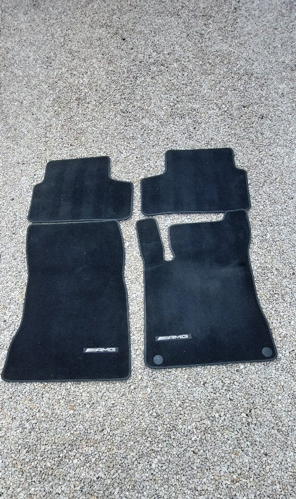 Set automatten Mercedes Amg Gla 250e, Auto-onderdelen, Ophalen, Gebruikt, Mercedes-Benz