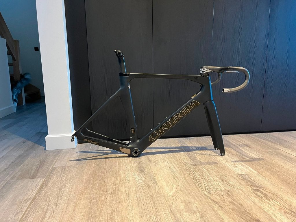 Orbea Orca Aero carbon frame, Vélos & Vélomoteurs, Frein sur jante, Comme neuf, Enlèvement, Hommes