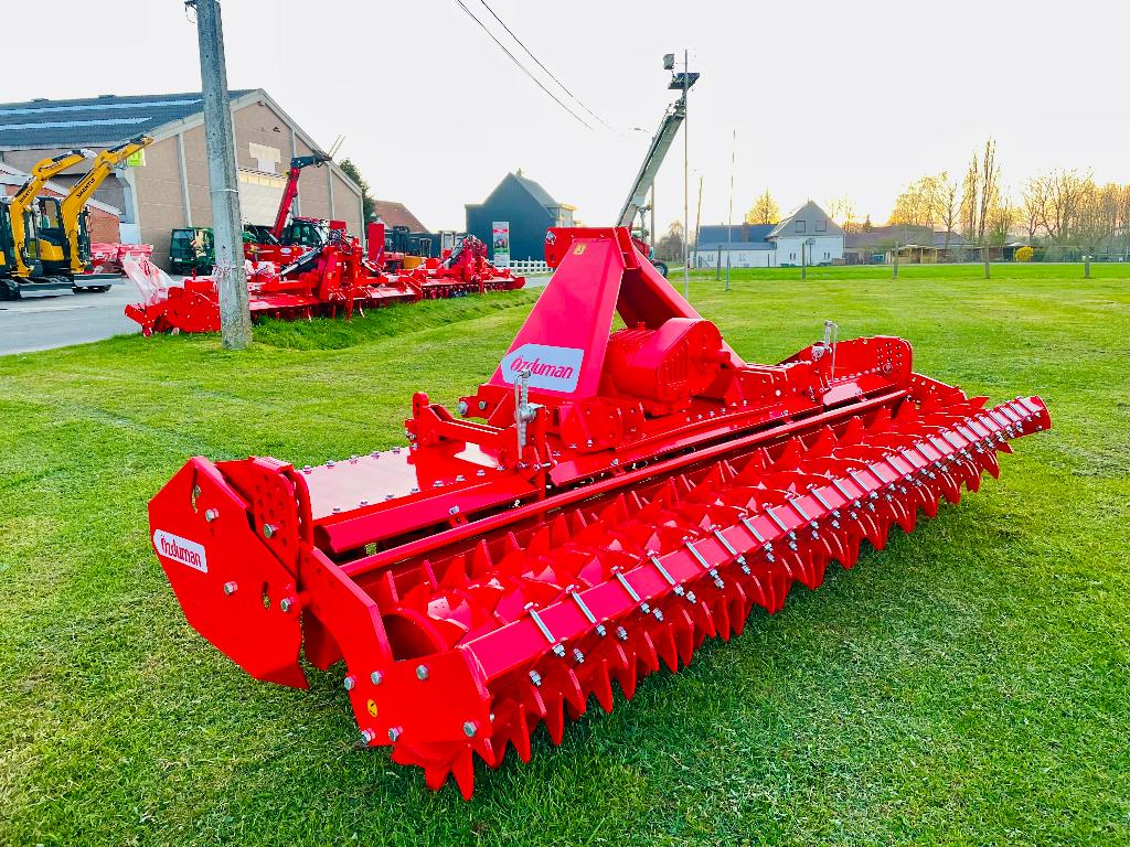 ROTORKOPEG/ 6 MTR  EN 3 MTR/ OZDUMAN, Ophalen