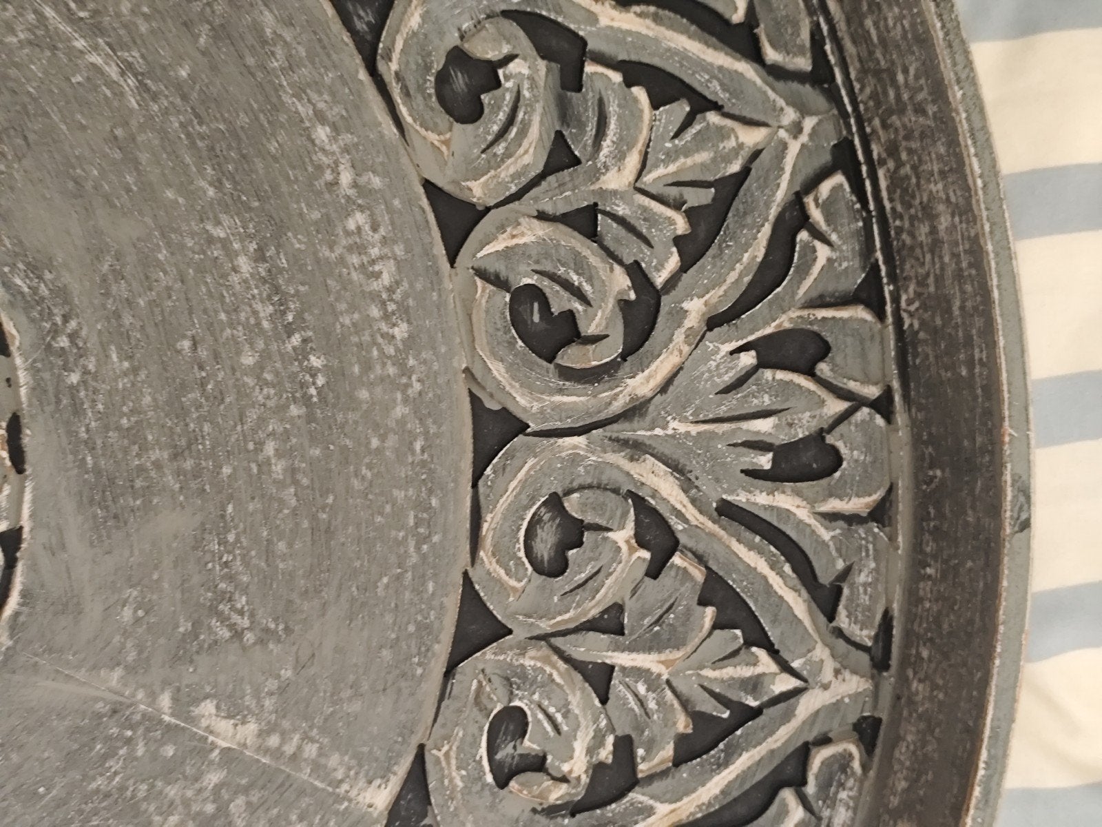 Zeer mooie decoratieve schotel met diameter van 88cm., Huis en Inrichting, Badkamer | Badtextiel en Accessoires, Ophalen