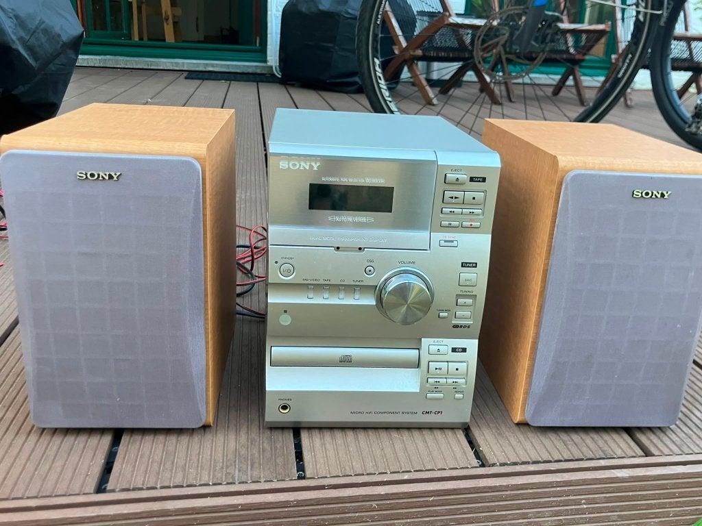 Chaîne Hi-Fi vintage Sony CMT-CP1 avec enceintes, TV, Hi-fi & Vidéo, Micro chaîne, Haut-parleurs, Enlèvement, Utilisé