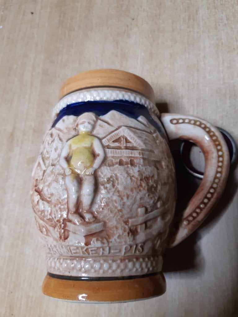 Chope "Bruxelles" - céramique, Antiquités & Art, Antiquités | Céramique & Poterie, Enlèvement ou Envoi
