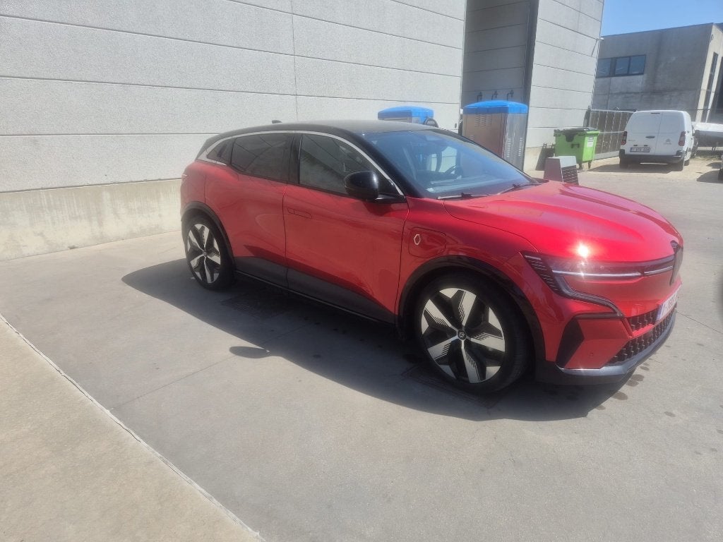 Renault E-Megane EV60 vlamrood, Autos, Rouge, Achat, Entreprise, Entretenue par le concessionnaire