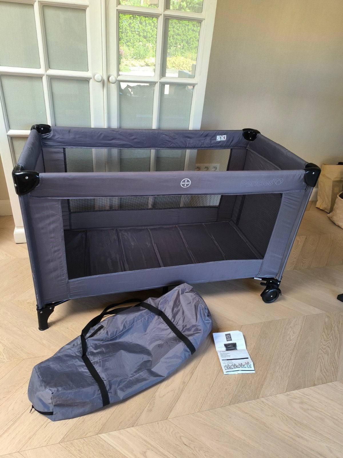 Lit de voyage pour bébé Pericles 60x120cm anthracite + matel, Enlèvement, Comme neuf, Lit de voyage