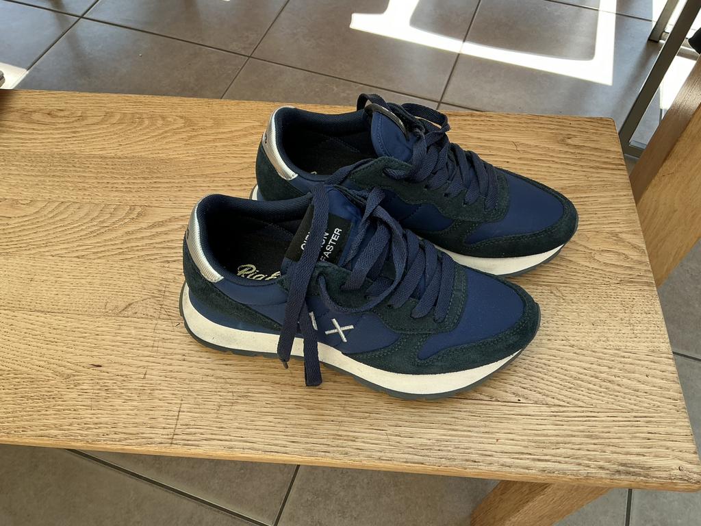 Leuke sneakers sun 68; maat 38, Enlèvement ou Envoi, Sneakers et Baskets, Comme neuf, Bleu