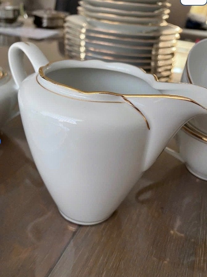 Vintage koffieservies porselein mt gouden randjejaren- 60-70, Ophalen