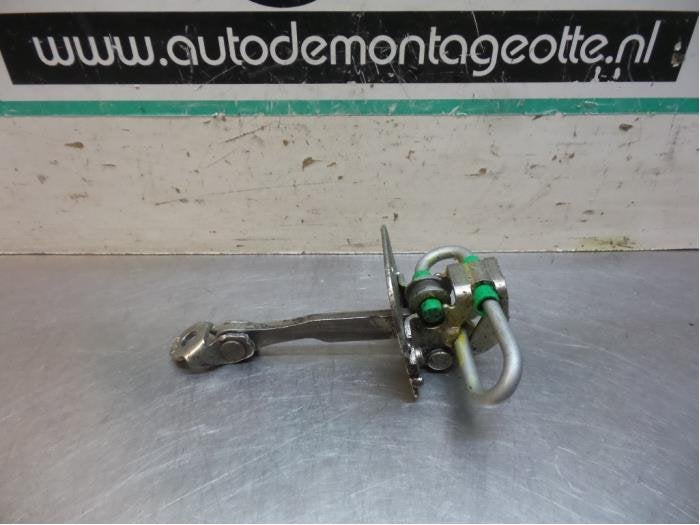 Butée 4portes arrière droite d'un Lancia Musa, -, Utilisé, -, Lancia