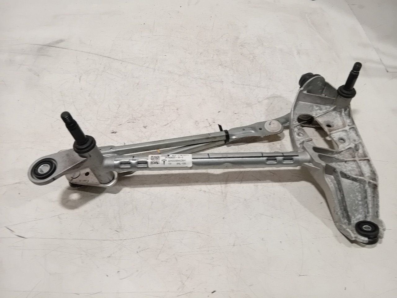 Ruitenwisser mechaniek voor Tesla Model Y, Onderdelen@venauto.nl, Van der Ven Autorecycling B.V., Gebruikt, Ettenseweg 76, 4706 PB Roosendaal, The Netherlands