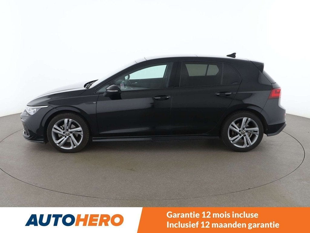 Volkswagen Golf 2.0 TDI R-Line (bj 2024, automaat), Auto's, Zwart, Golf, 150 pk, https://public.car-pass.be/vhr/ff555187-af2e-4c7d-924f-bd8f578a9d2b