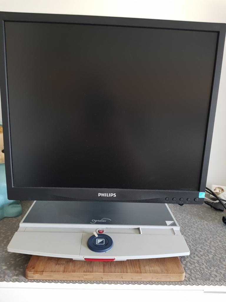 Beeldscherm loep optelec clear view+, Ophalen