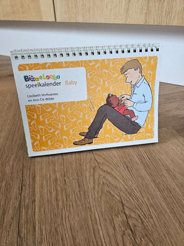 speelkalender van Biba & Loeba (bodymap), Ophalen, Zo goed als nieuw, Opvoeding tot 6 jaar, Liesbeth verhoeven en ann de wilde