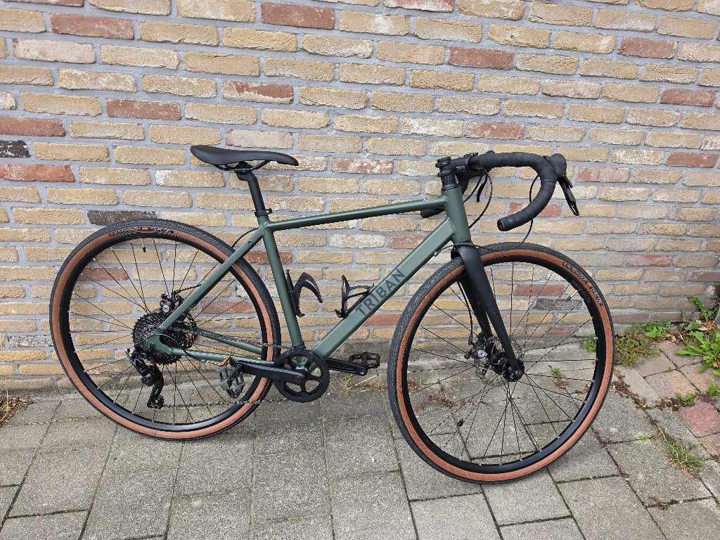 Vélo Triban Gravel, Vélos & Vélomoteurs, Vélos | Vélos de course, Autres marques, 10 à 15 vitesses, Aluminium, Enlèvement