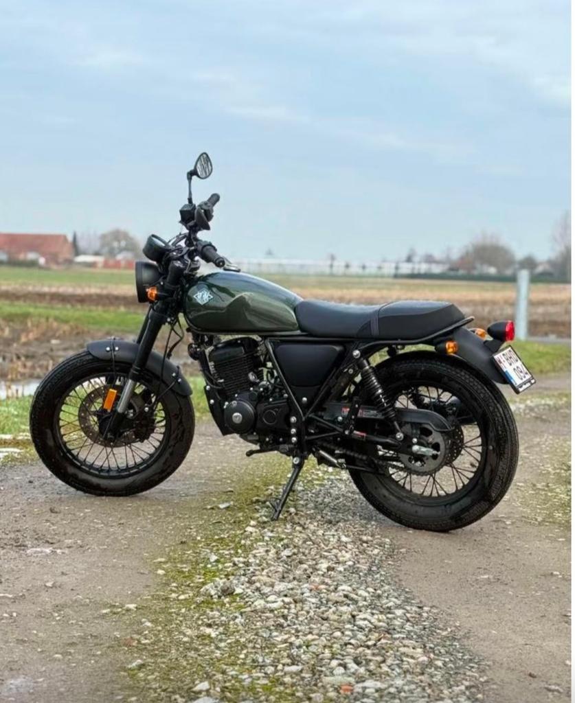 Archive Scrambler 125cc, Vélos & Vélomoteurs, Enlèvement, Comme neuf