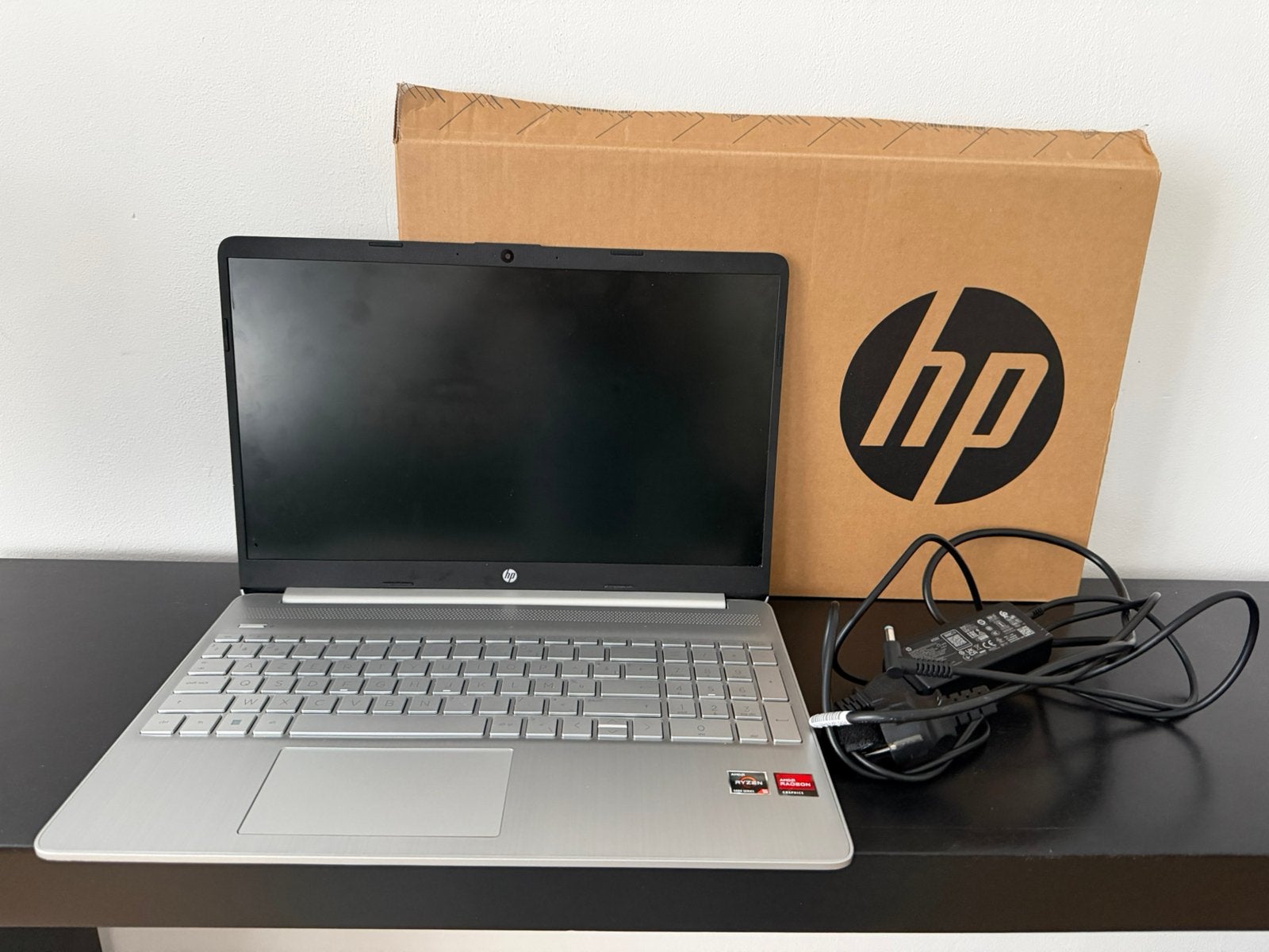 15s laptop – Nieuw met originele doos + lader, 8 GB, Comme neuf, Enlèvement, SSD