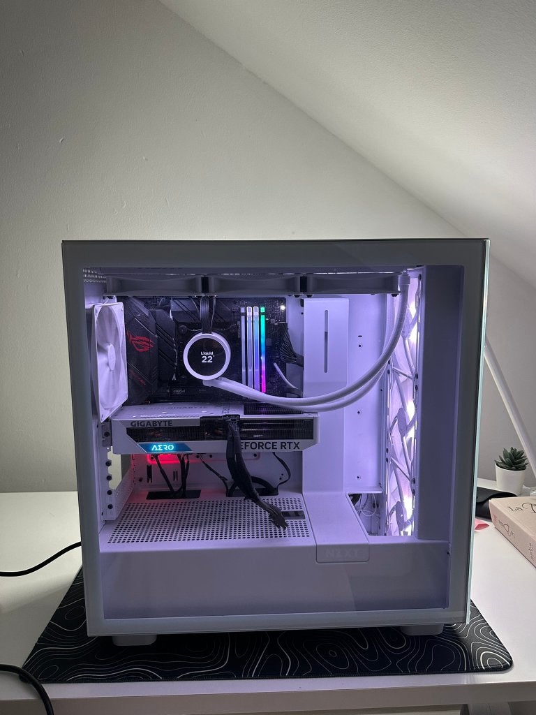 NZXT witte volledige gaming-opstelling — rtx 4060 Ti pc, Ophalen, Gebruikt, 32 GB, Gaming